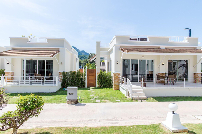 Exterior & Views 2, Oriental Beach Pearl Resort, K. Sam Roi Yot