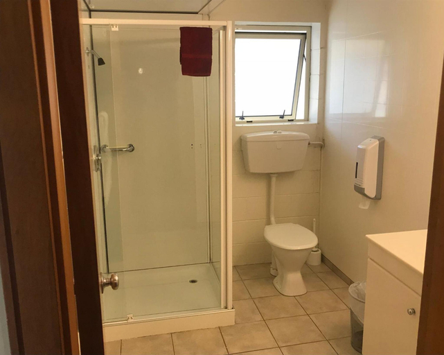 Bathroom 4, Earnslaw Lodge, Queenstown-Lakes