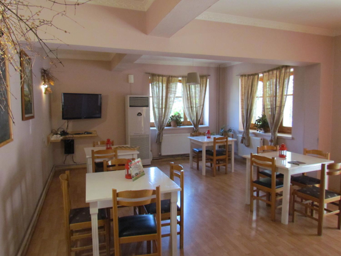 Food & Drinks 4, Hotel Germenji, Kolonjës