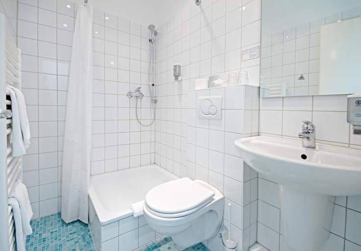 Bathroom, Wiking, Kiel