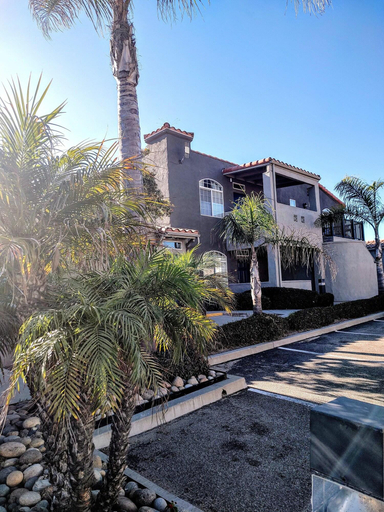 Exterior & Views 1, Pacific Plaza Resort, San Luis Obispo