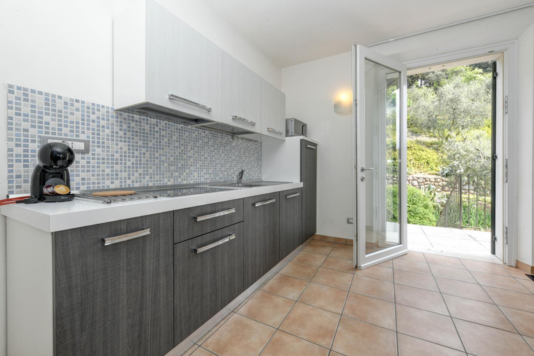 Others 5, Residence Fontanelle, Verona