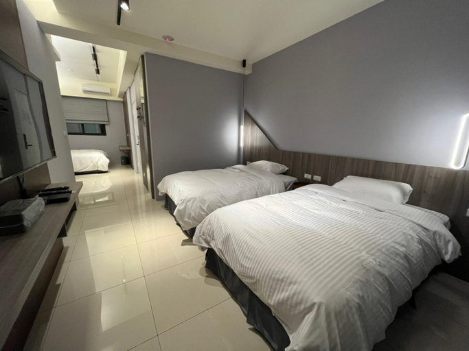 Bedroom 18