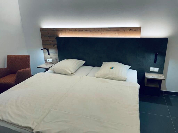 Bedroom, Mintarder Wasserbahnhof, Mülheim an der Ruhr