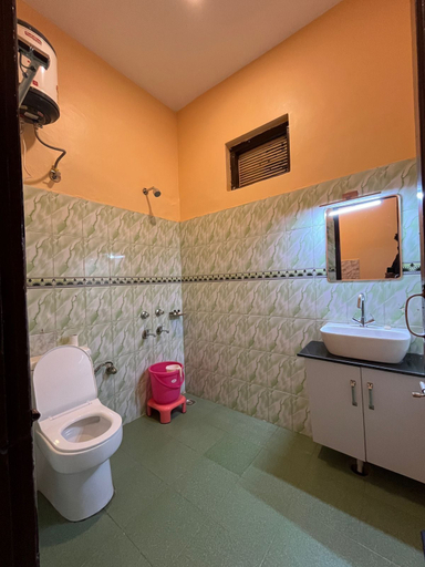 Bathroom 3, Vacation home, Kangra