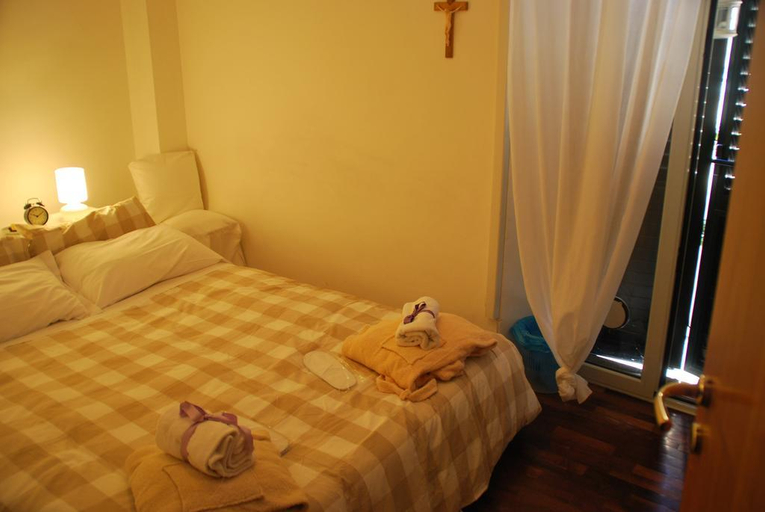 Bedroom 3, Tre Metri Sopra Il Cielo, Catania
