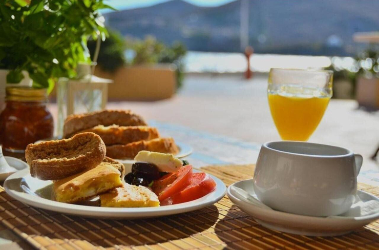 Food & Drinks, Zefyros Studios, South Aegean