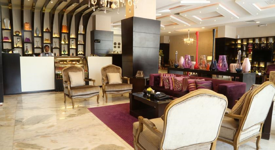 Food & Drinks, Almuhaidb Down Town, Riyadh