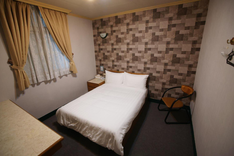 Bedroom 3, Rich Zone Hotel, Taipei City