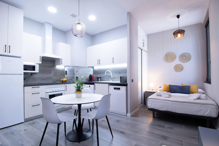 Others 4, Patacona by Concept Flats, Valencia
