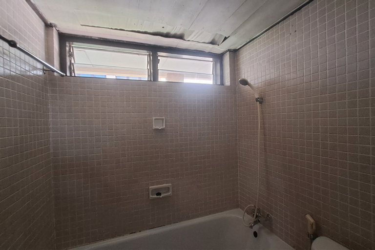 Bathroom 4
