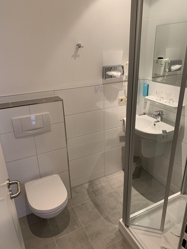 Bathroom 3, Hotel Well garni, Bernkastel-Wittlich