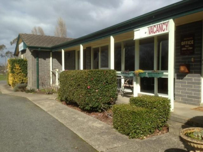 Exterior & Views 3, Gisborne Motel, Macedon Ranges Bal