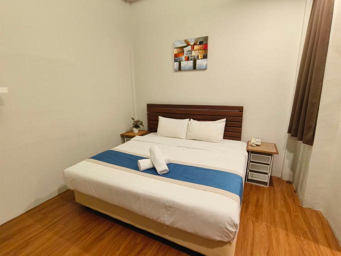 Bedroom 8