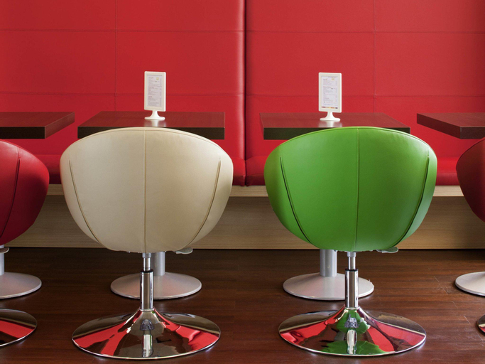 Public Area 3, ibis Styles Chinon, Indre-et-Loire