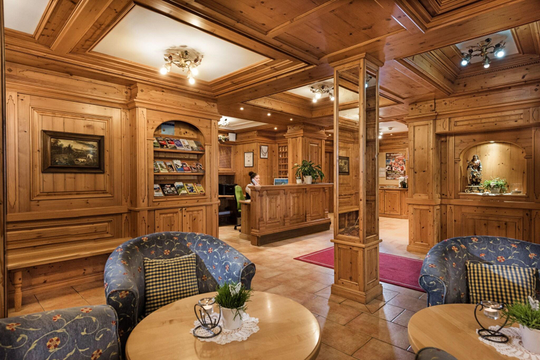 Public Area, Ferienhotel Platzlhof, Schwaz