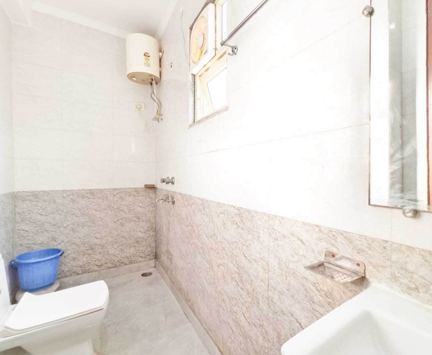 Bathroom, JDH Sunlight, Delhi