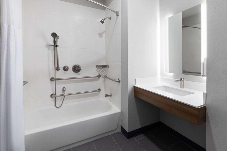 Bathroom 3, Microtel Inn & Suites by Wyndham Olive Branch, Desoto