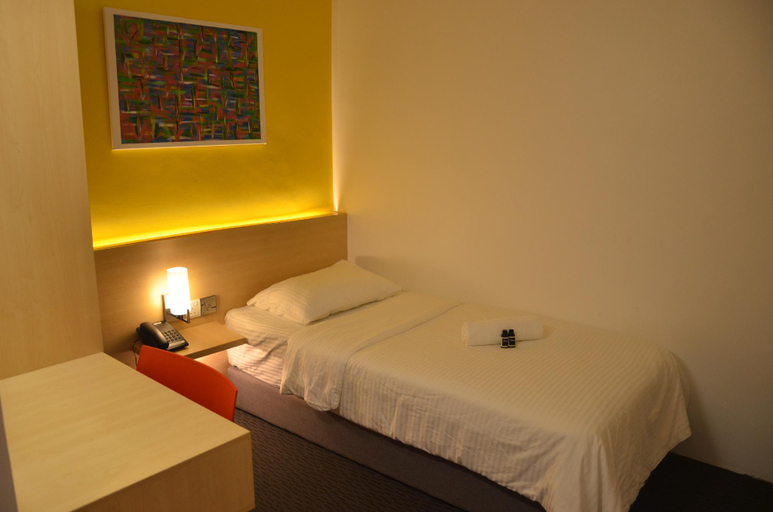 Bedroom 3, Hotel Jeti Tg Gemok, Rompin
