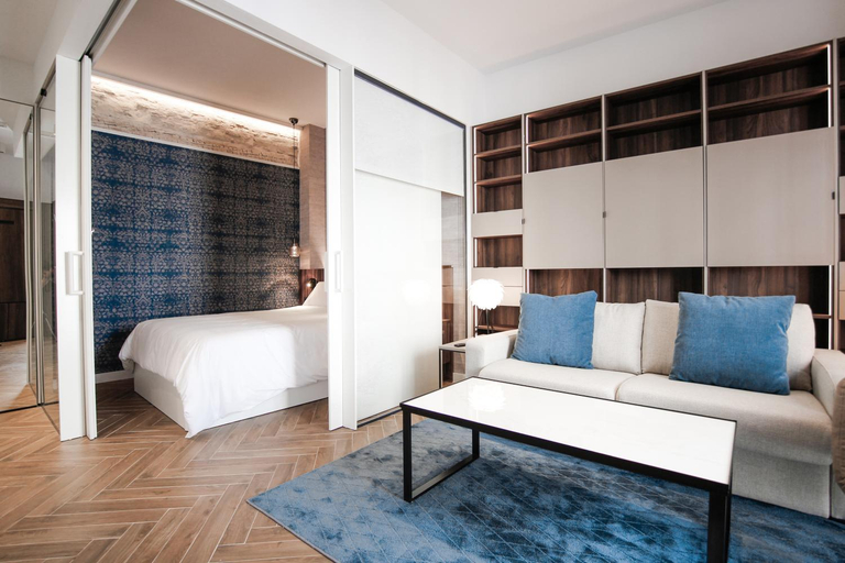 Bedroom 3, Cabo Noval 1-2, Sevilla