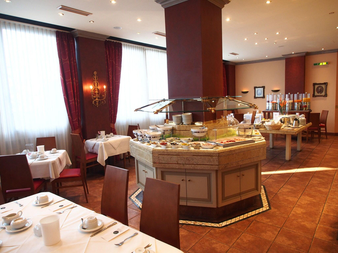 Food & Drinks 4, Feringapark Hotel by Coffee Fellows Hotels, München