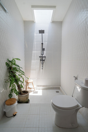 Bathroom 5, Villa Meli Canggu, Badung