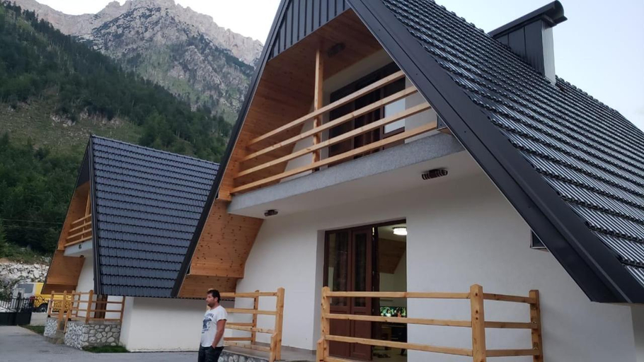 Bujtinat e lugines Valbone, Tropojës
