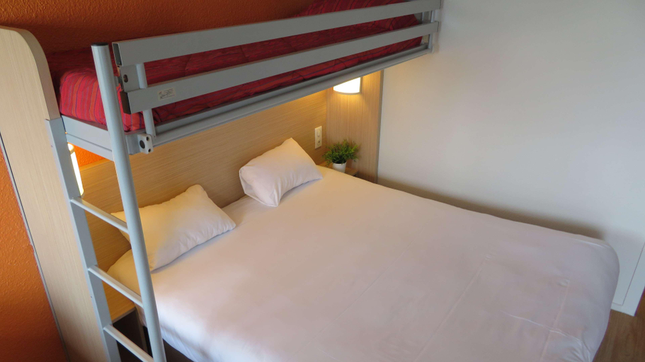 Bedroom 4, Premiere Classe Macon Sud Creches Sur Saone, Saône-et-Loire