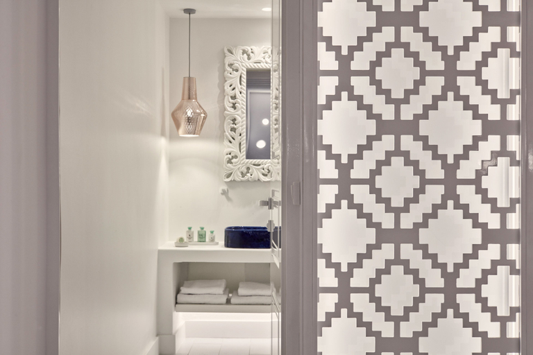 Bathroom 5, Katikies Mykonos - The Leading Hotels of the World, South Aegean