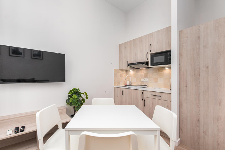 Kitchen 2, Swietokrzyska 16 (E-G) by Homeprime, Warsaw