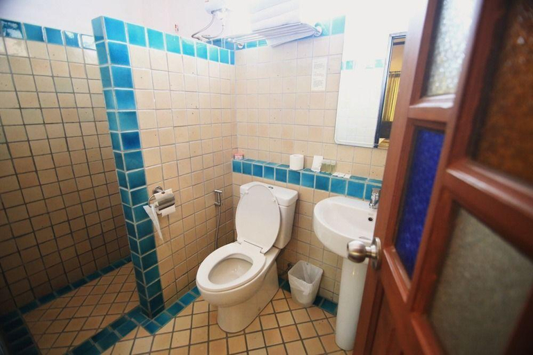 Bathroom, Phathai, Muang Chiang Mai