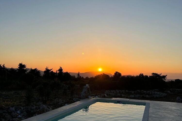 Sport & Beauty 4, Garden Villa Near Chanias Coastline, Crete