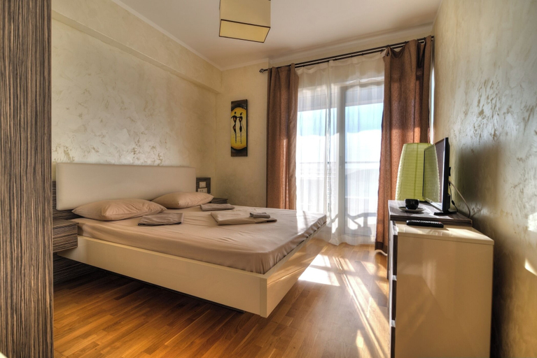 Bedroom 2, Sea View Apartments MonteBook