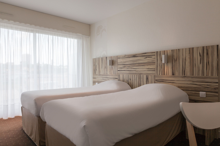 Bedroom 2, Hôtel Le Nautic, Arcachon, Gironde