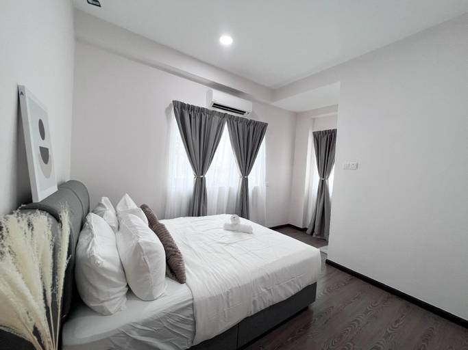 Bedroom 14
