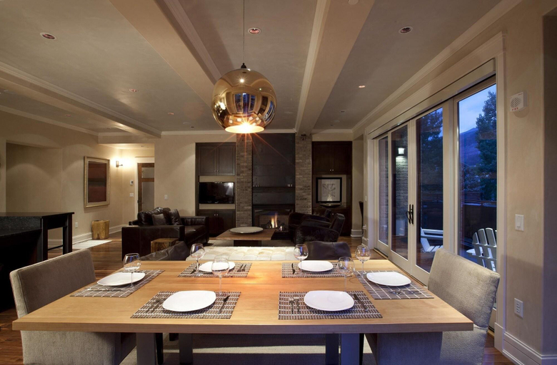Food & Drinks 5, Auberge Residences At Element 52, San Miguel