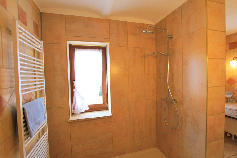 Bathroom 4, Landhaus Hotel Romantik, Gotha