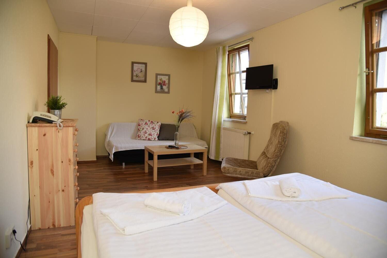 Bedroom 2, TIPTOP Edelhof, Saalfeld-Rudolstadt
