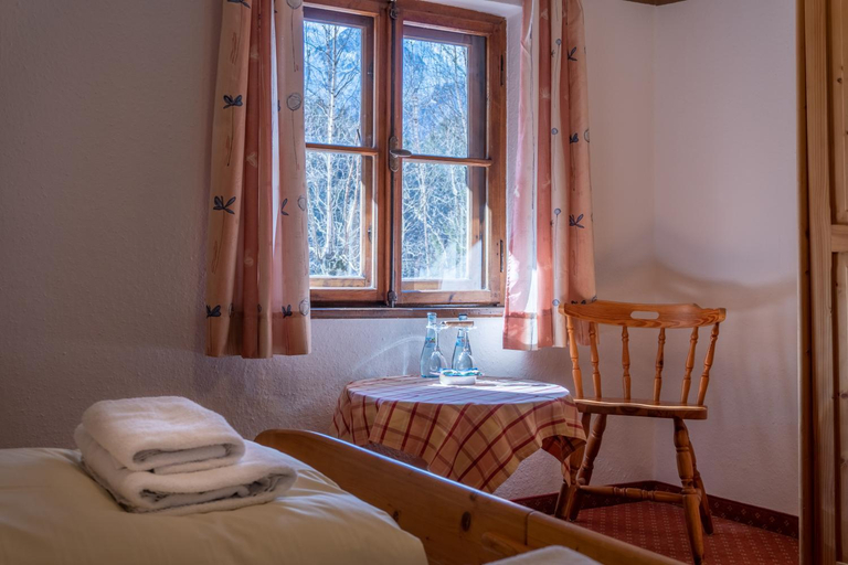 Bedroom 3, Hotel Restaurant Alatsee, Ostallgäu
