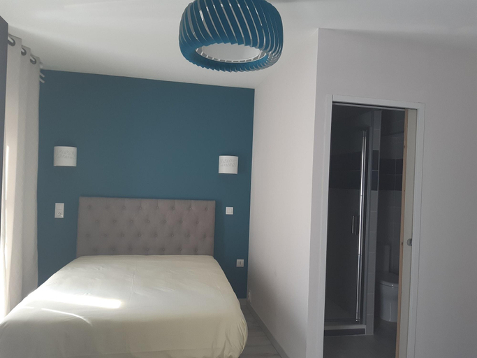 Bedroom 3, Hôtel Aunis-Saintonge, Charente-Maritime