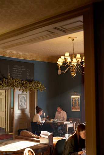 Food & Drinks 5, The Pembroke Arms, Wiltshire
