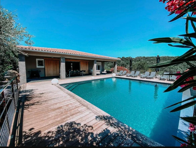Others 3, CASA GIABICONI Villa 10 personnes piscine & spa, Corse-du-Sud
