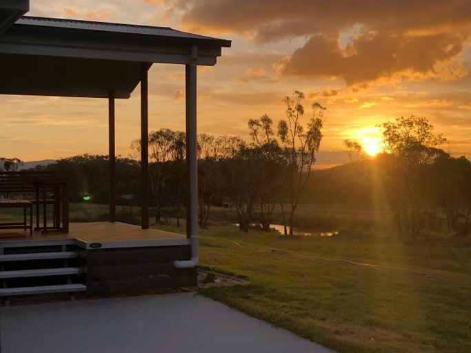 Others 4, rokkwell, Stanthorpe