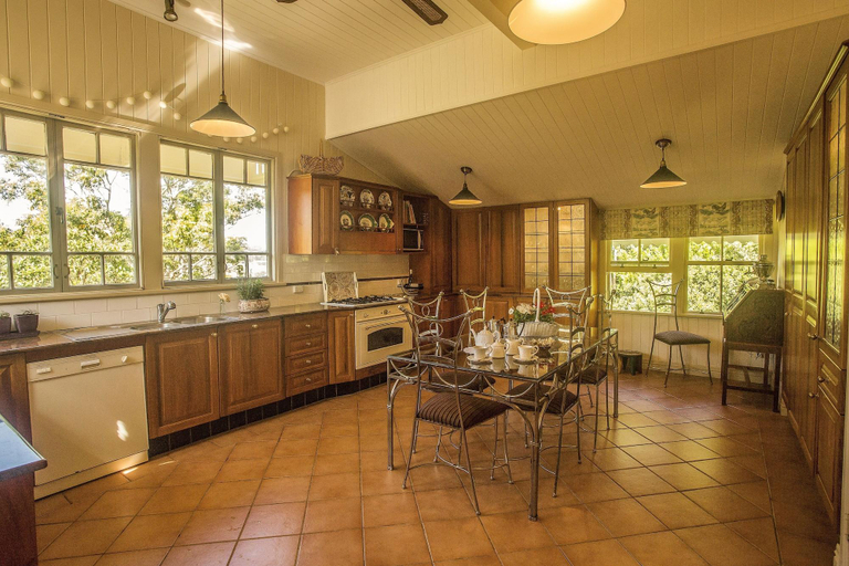 Food & Drinks 5, The Falls Rainforest Cottages, Maroochy