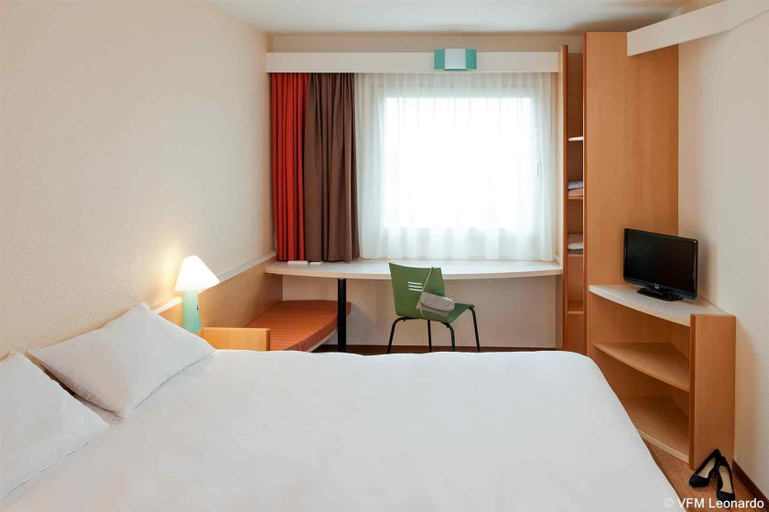 Bedroom 2, ibis Koln Leverkusen, Leverkusen