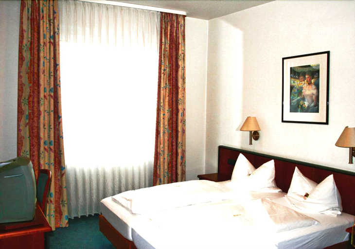 Bedroom, Brößler, Aschaffenburg