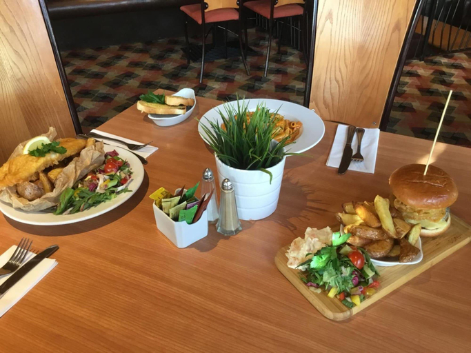 Food & Drinks 5, West Park Hotel, West Dunbartonshire