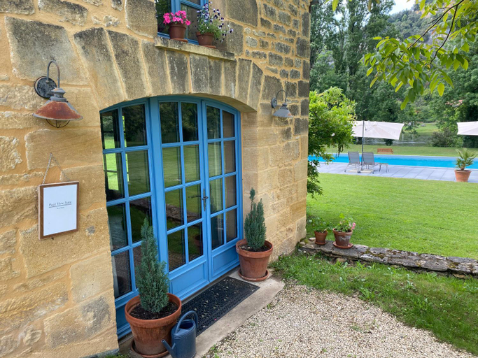 Others 4, Par La Riviere, Dordogne