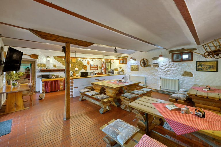 Food & Drinks, U rybnika Smrcna, Jindřichův Hradec