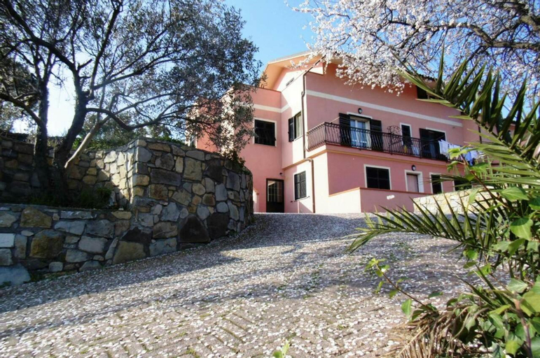 Appartamento in magnifica zona residenziale, Savona